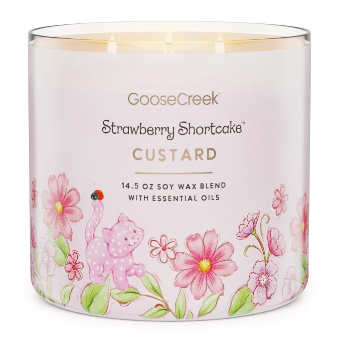 Custard 3-Wick Strawberry Shortcake Candle